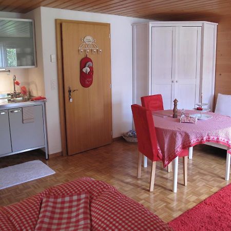 Bergluft Bed & Breakfast Lenk Bagian luar foto